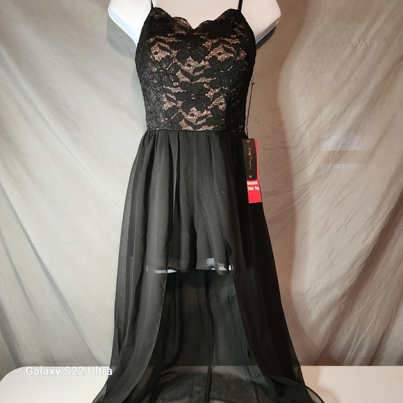 City Triangles Dresses & Skirts - City Triangles NWT Black Babydoll Dress/skorts In Small